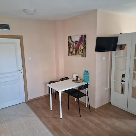 Messembria Апартаменты *